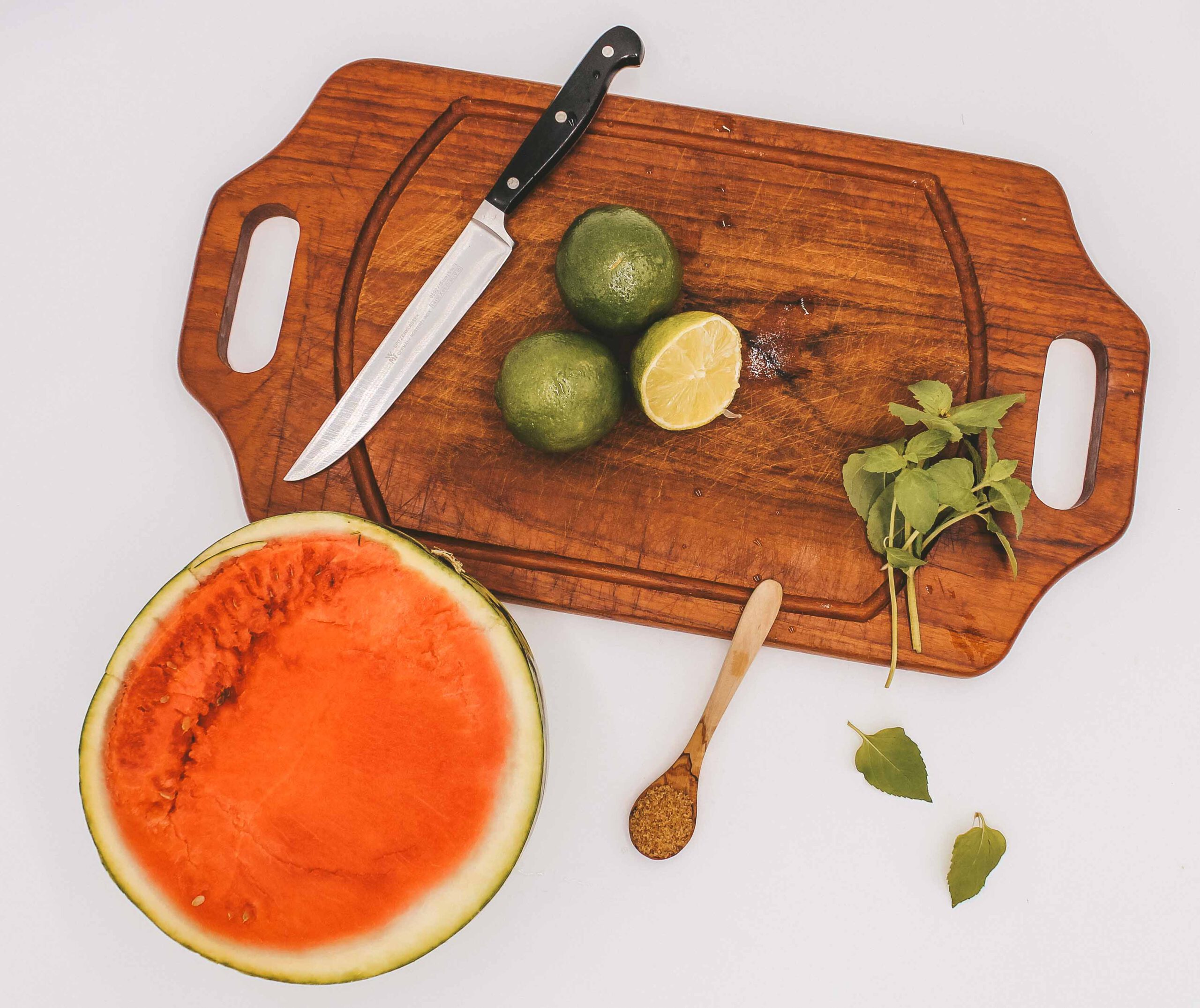 Thailändischer Wassermelonenshake mit Limetten &amp; Minze