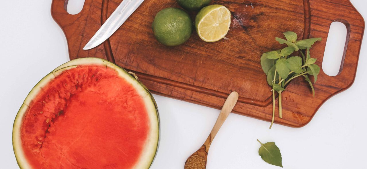 Thailändischer Wassermelonenshake mit Limetten &amp; Minze