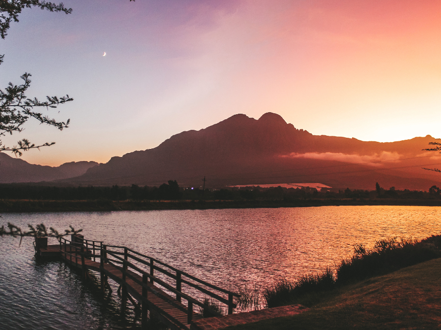 The Riverstone House Sonnenaufgang See