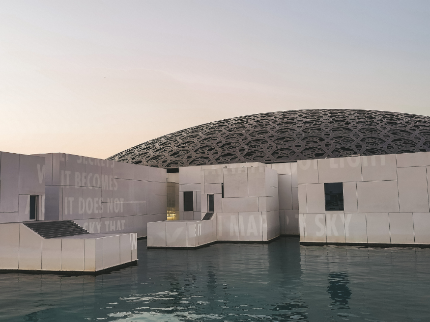 Kunstwerke Ausstellungen Besuch des Louvre Abu Dhabi