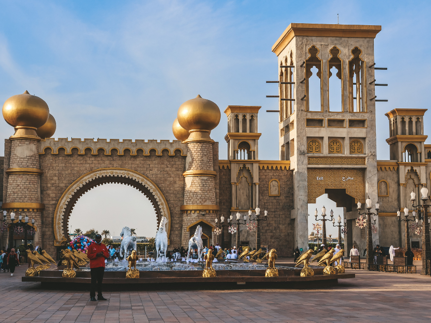 Global Village Dubai Fotomotive